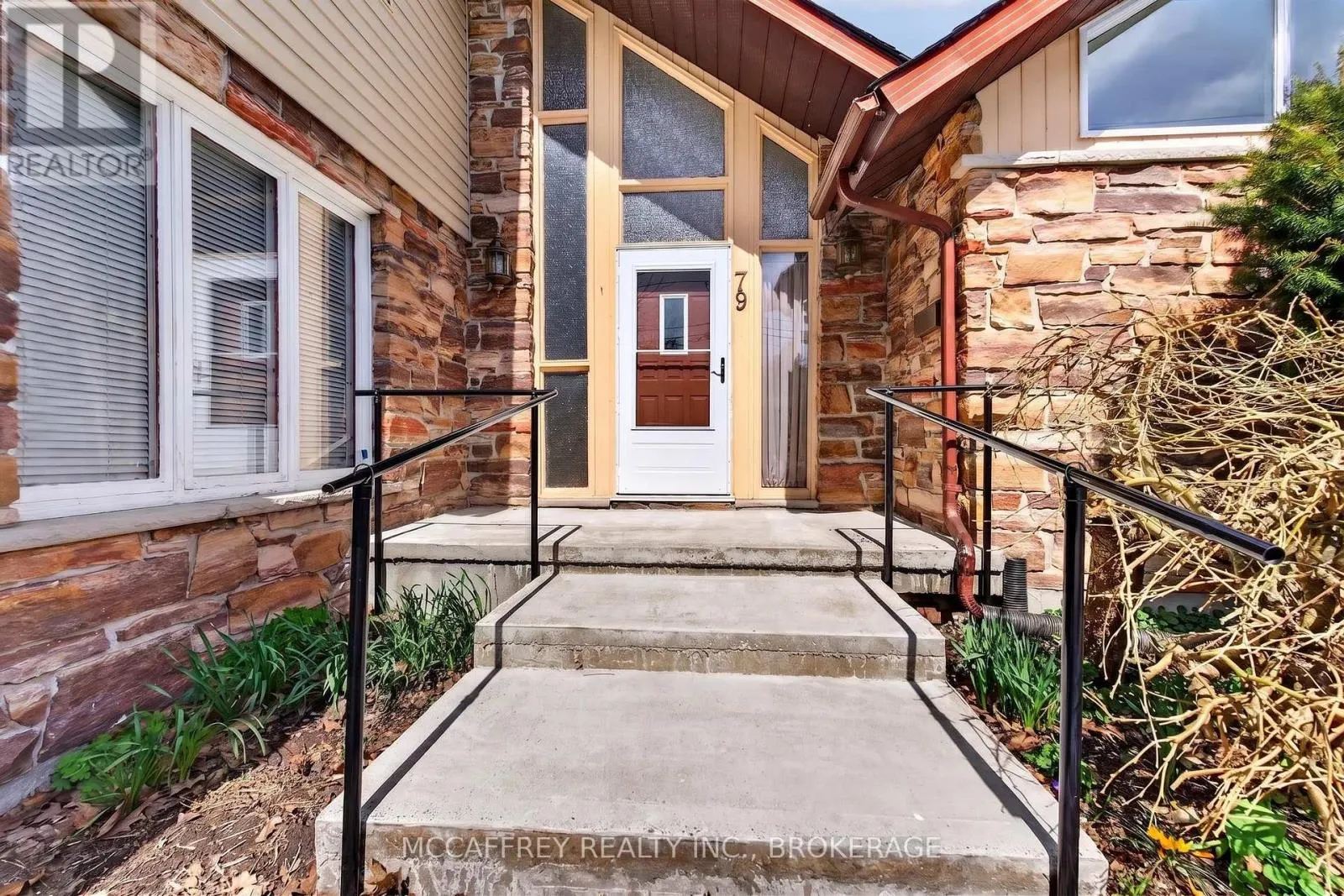 79 RIVER ROAD