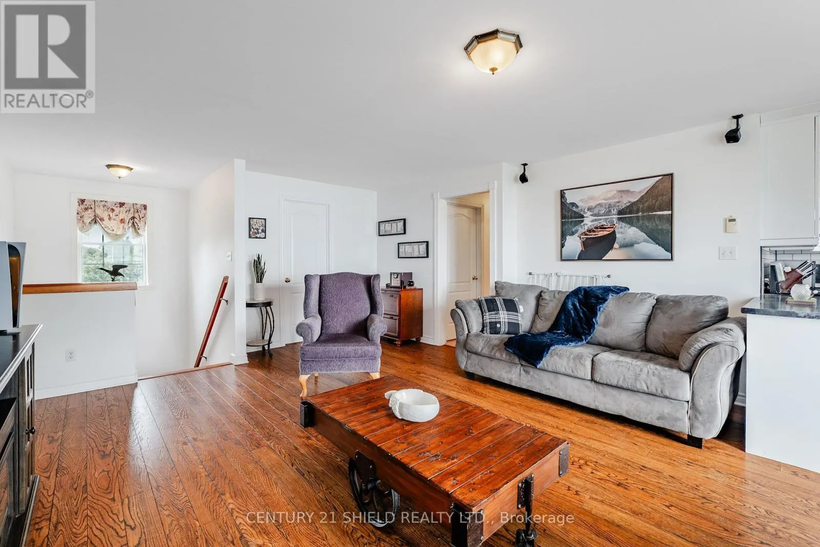 6274 KAREN DRIVE