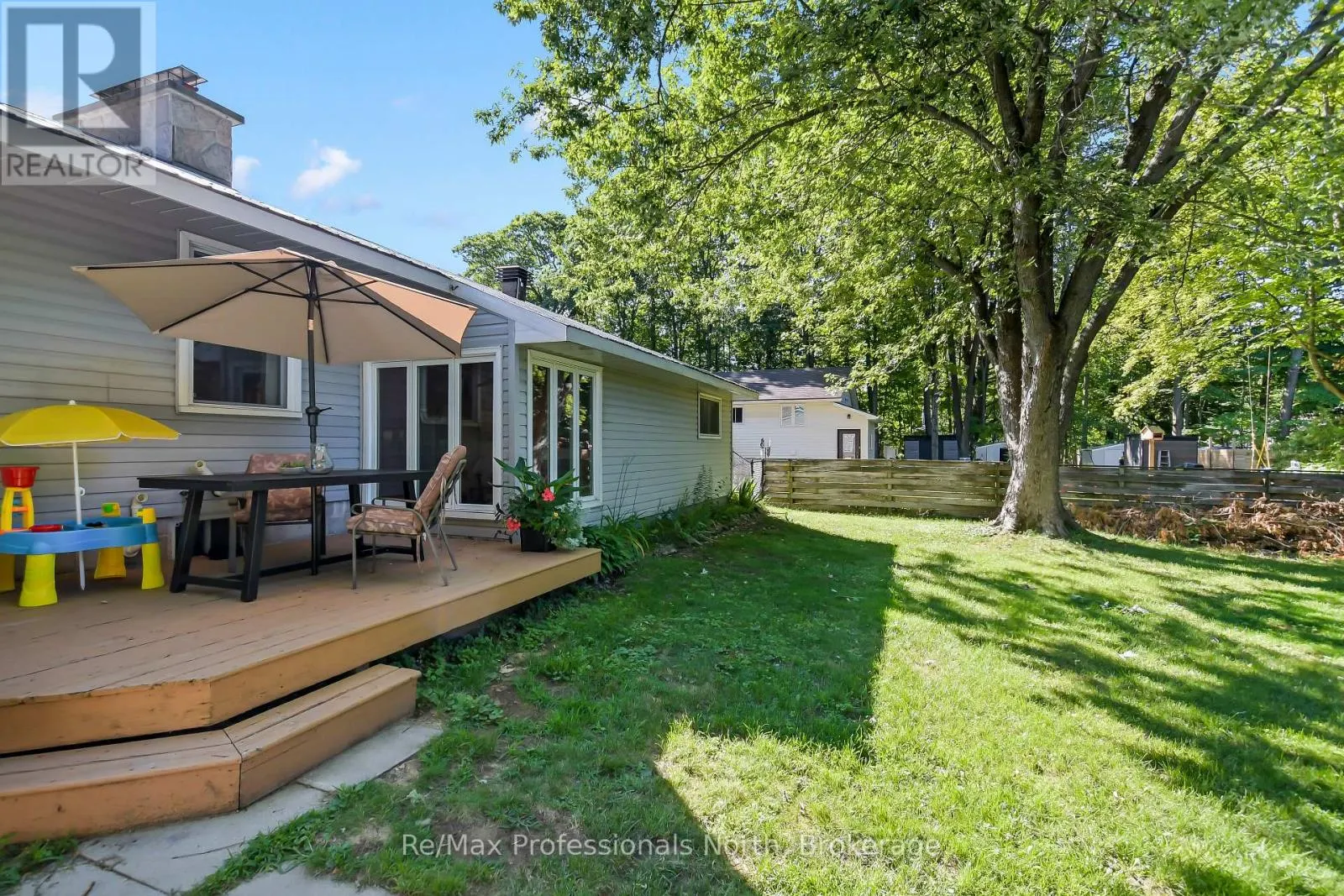 775 MUSKOKA BEACH ROAD
