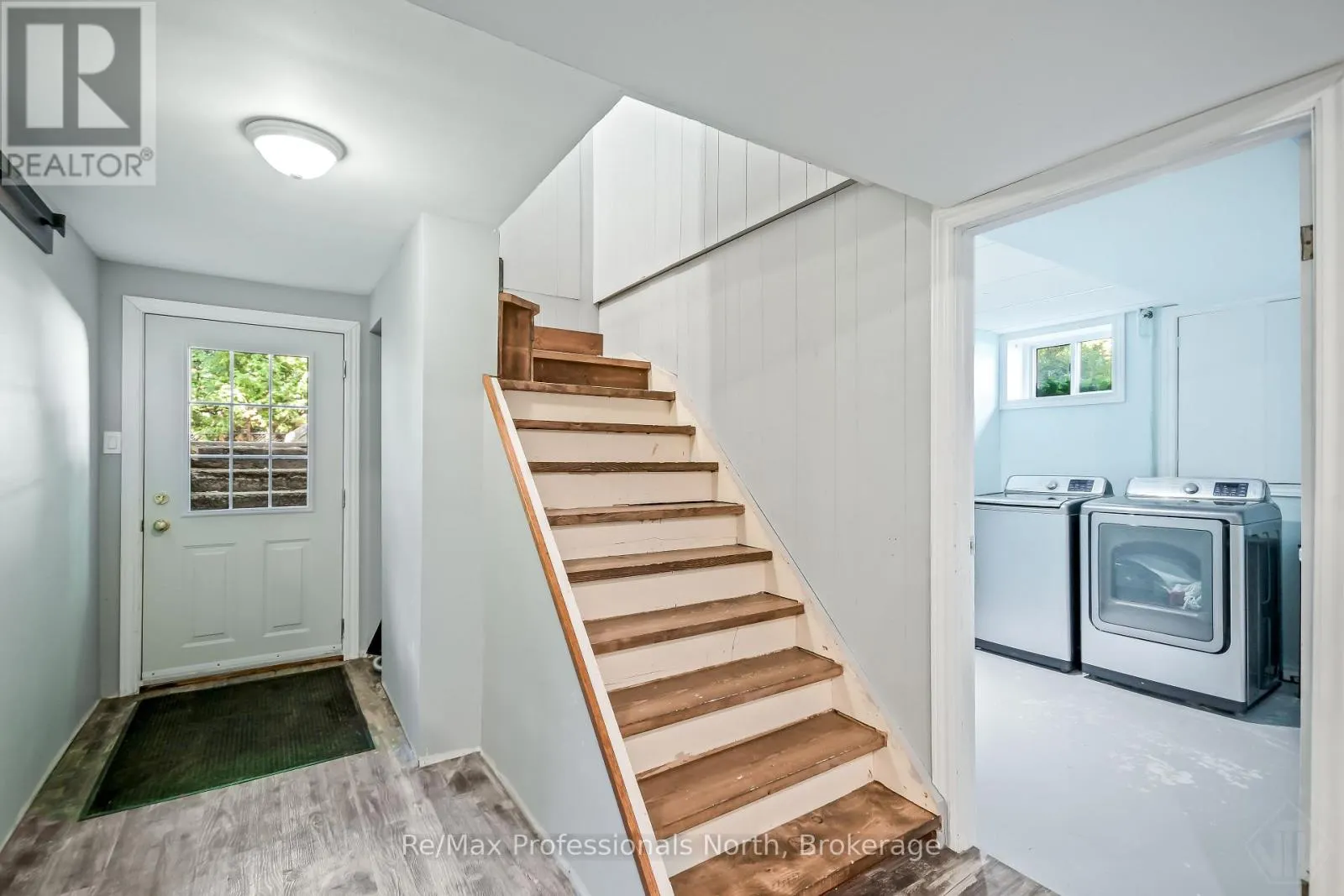 775 MUSKOKA BEACH ROAD
