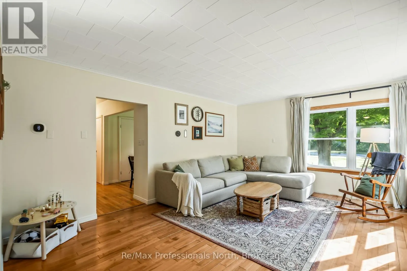 775 MUSKOKA BEACH ROAD