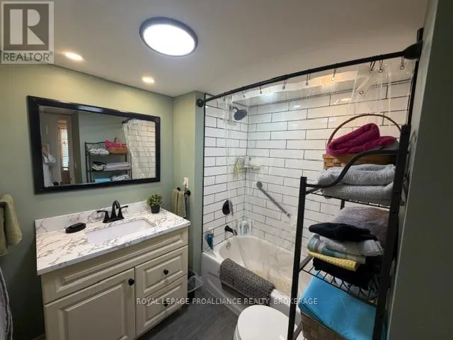 7 - 104 ELLISVILLE ROAD #7