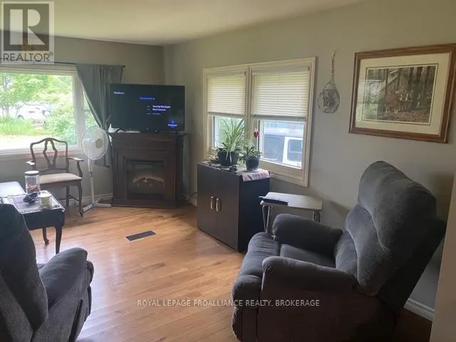 7 - 104 ELLISVILLE ROAD #7
