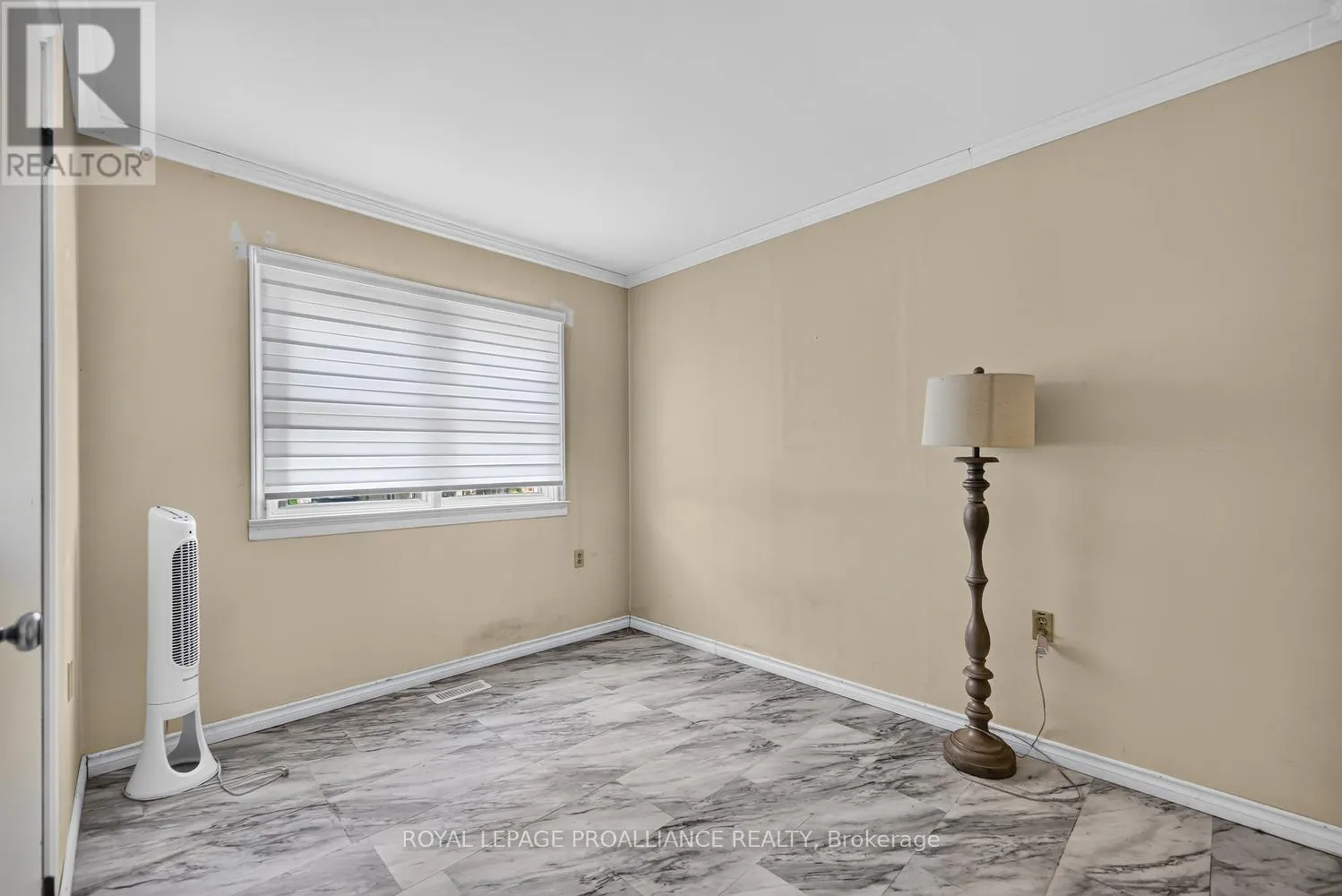 40 ALDERSHOT AVENUE