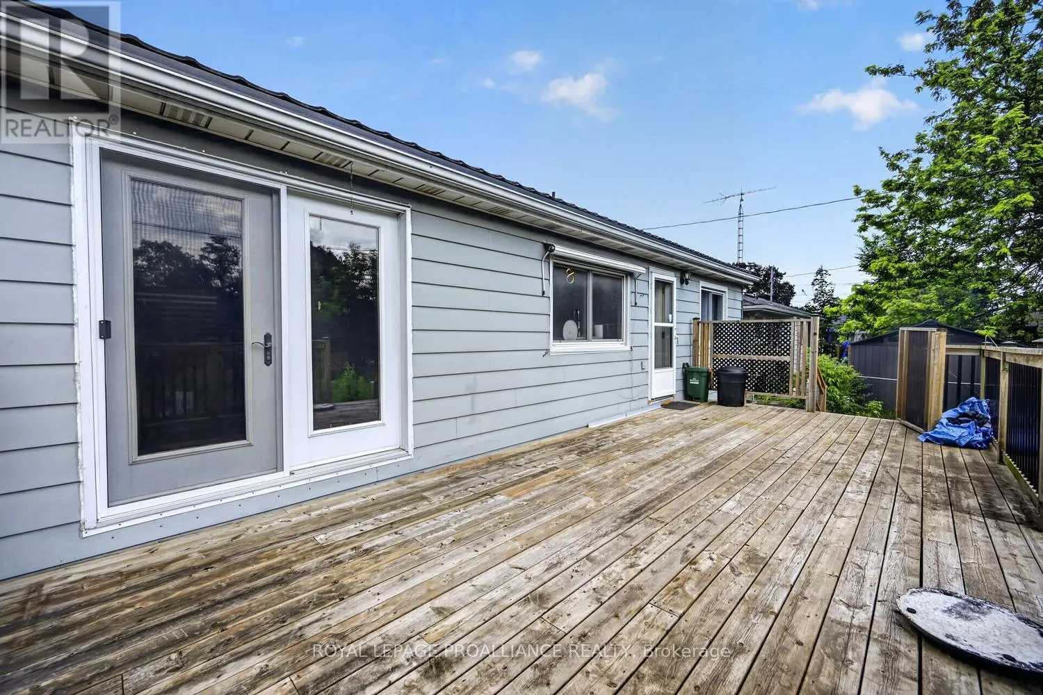 40 ALDERSHOT AVENUE