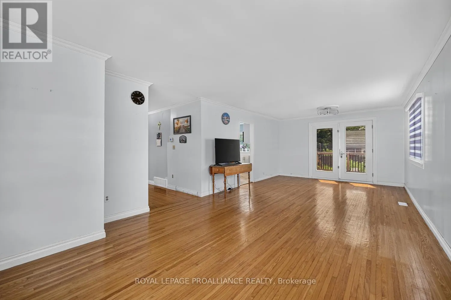 40 ALDERSHOT AVENUE