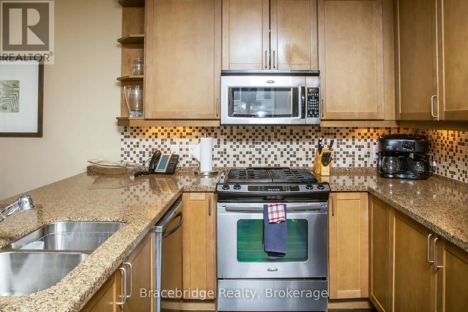 G102-C2 - 1869 MUSKOKA ROAD 118 HIGHWAY W #G102-C2