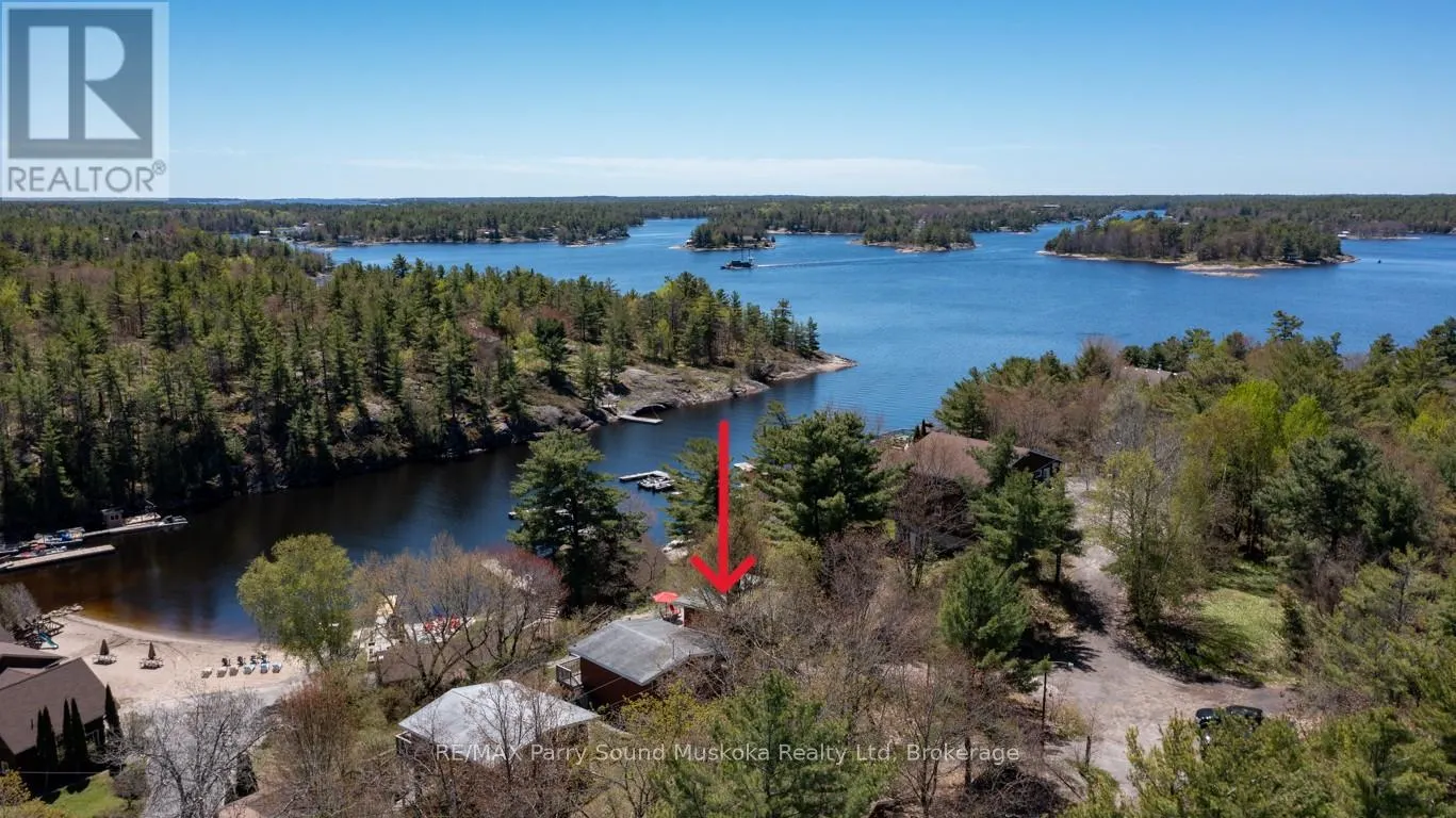 3 - 111 NORTH SHORE ROAD #3