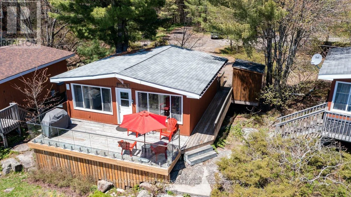 3 - 111 NORTH SHORE ROAD #3