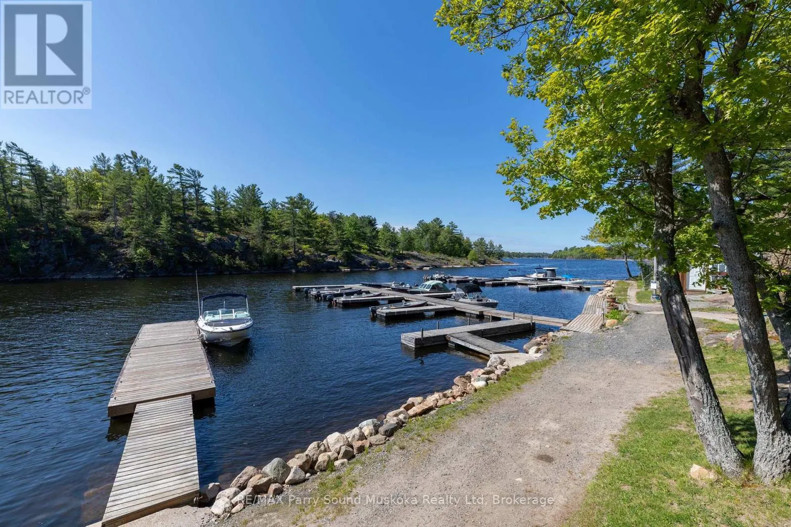 3 - 111 NORTH SHORE ROAD #3