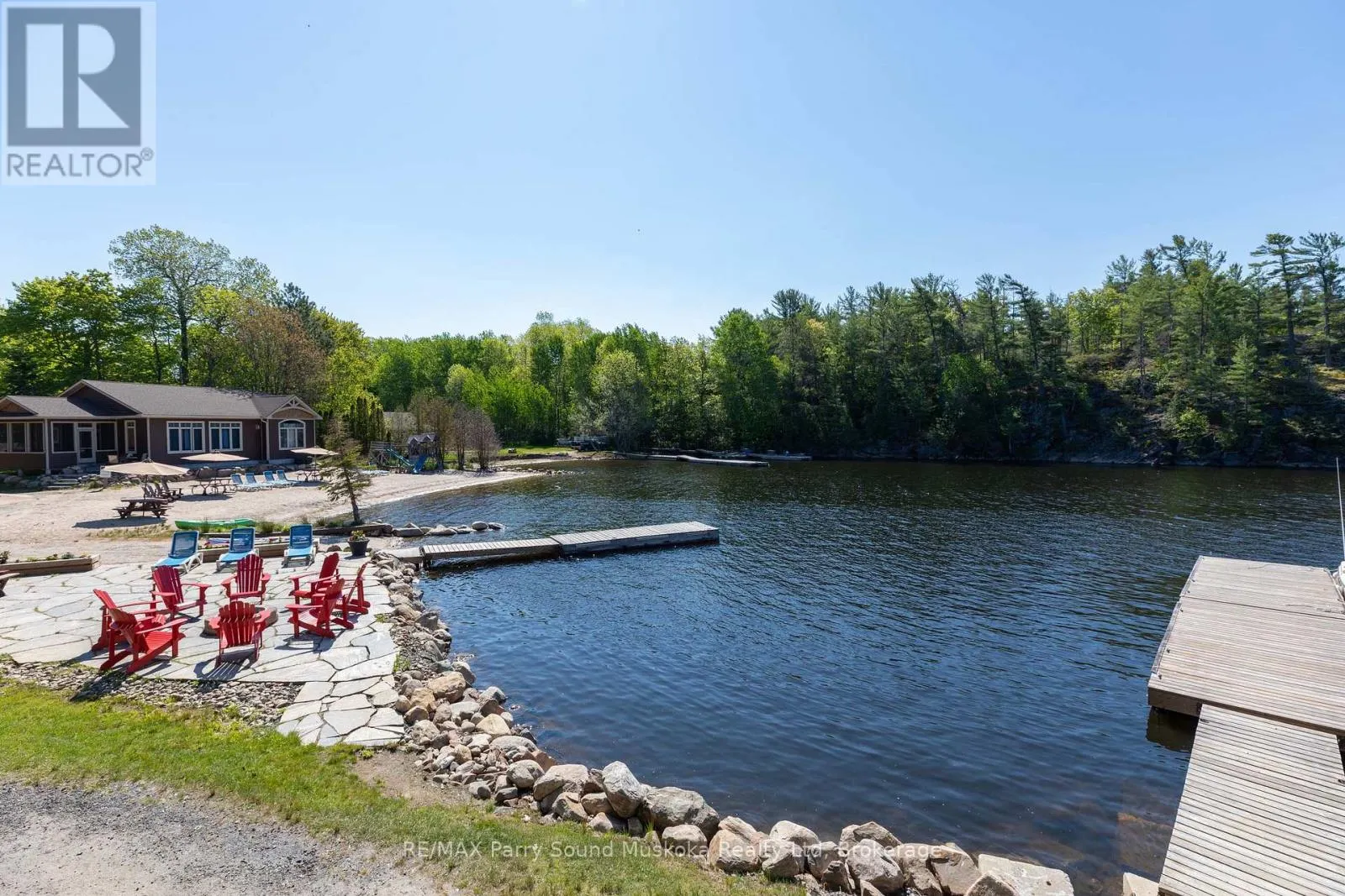 3 - 111 NORTH SHORE ROAD #3