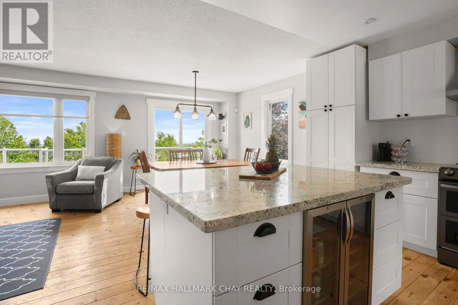 8 LLOYD'S TRAVERSE CRESCENT
