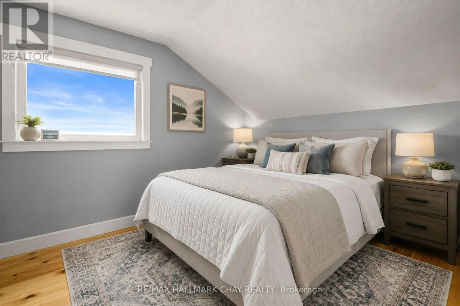 8 LLOYD'S TRAVERSE CRESCENT