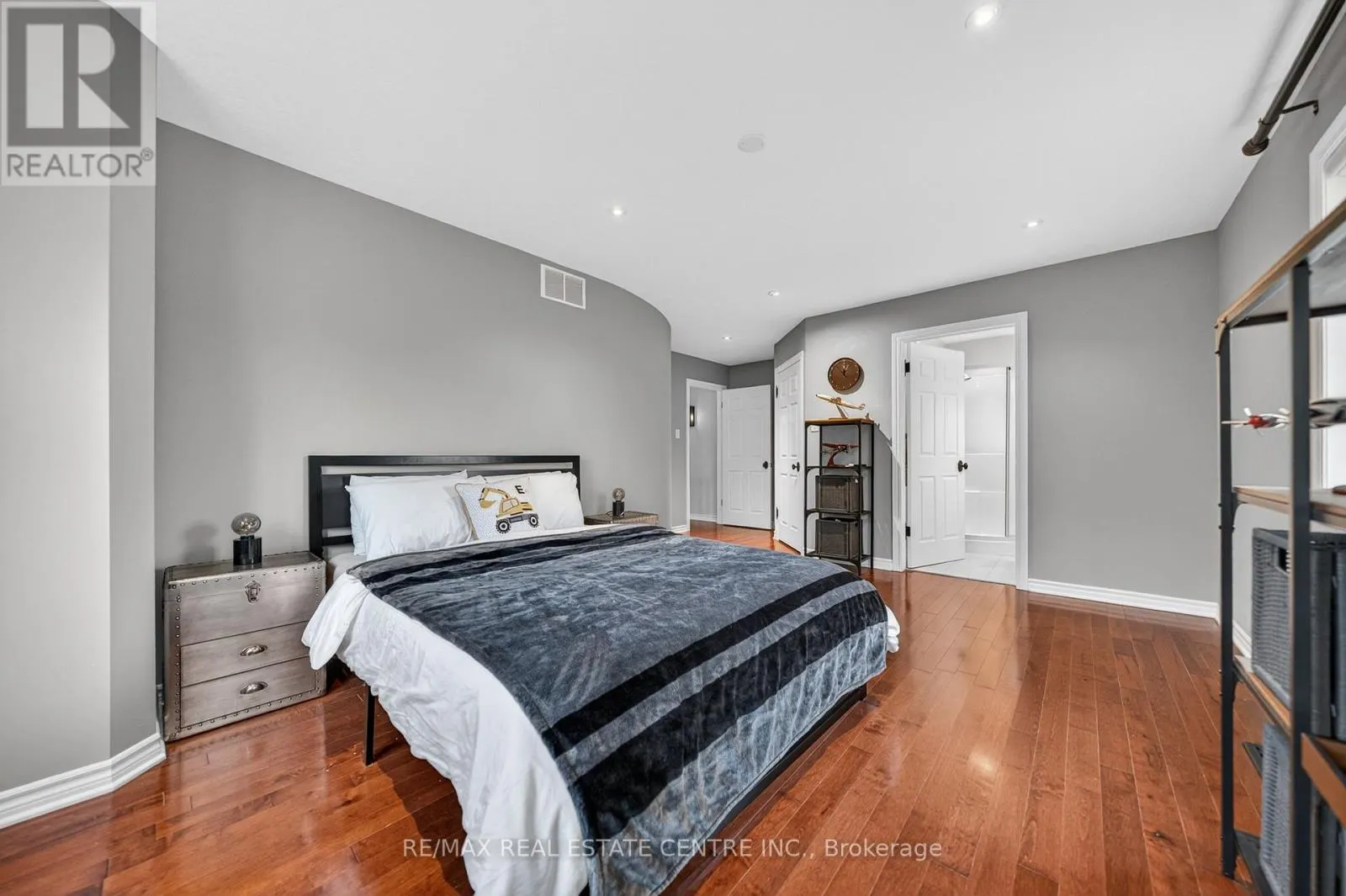 6805 CONCESSION 2