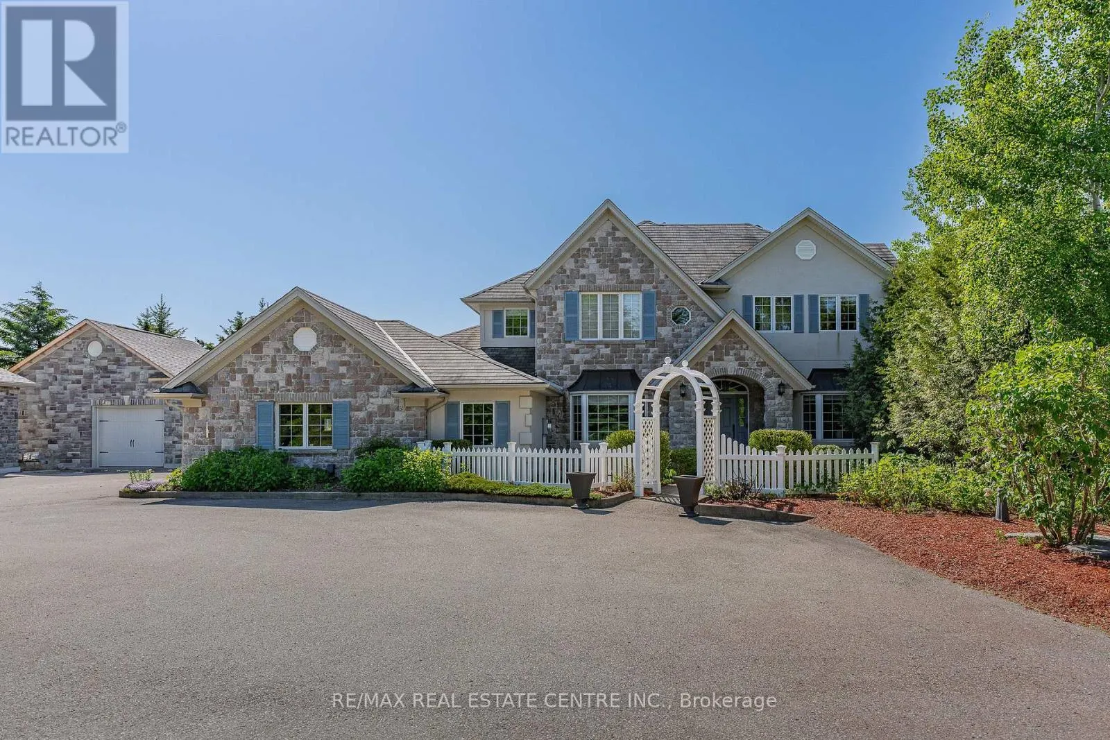 6805 CONCESSION 2