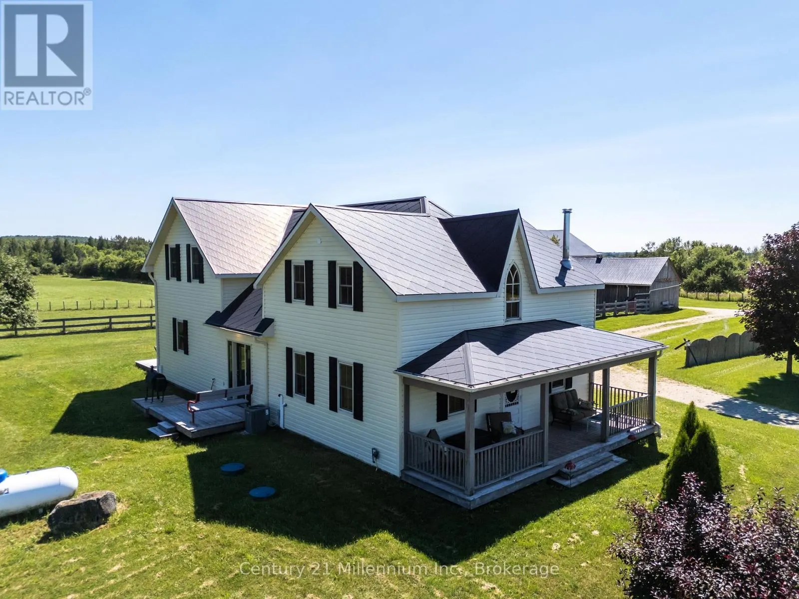 702174 SIDEROAD 5