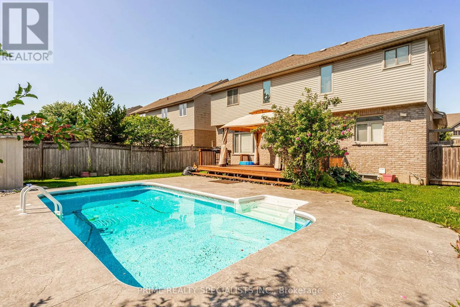 544 LAKEVIEW DRIVE