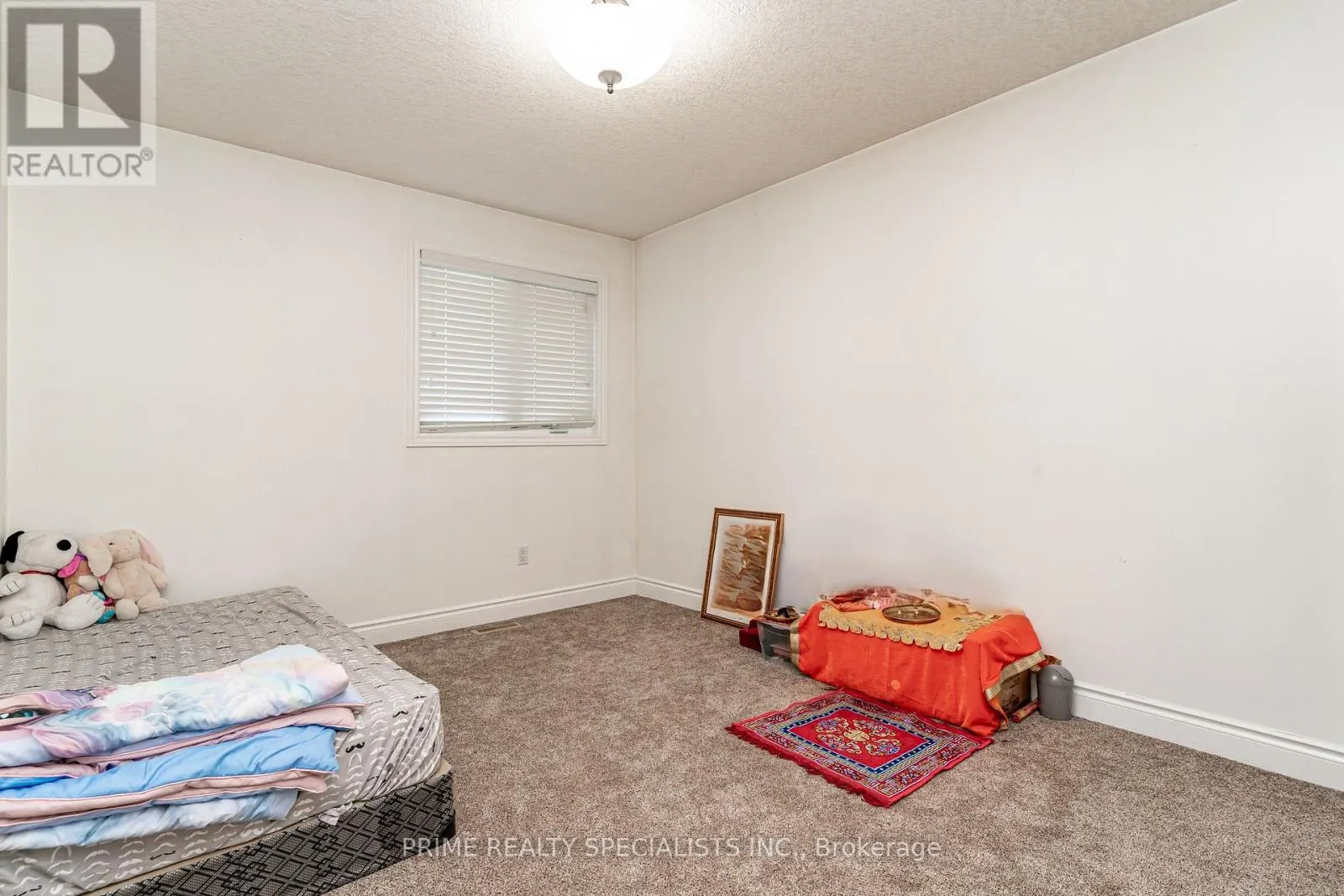 544 LAKEVIEW DRIVE
