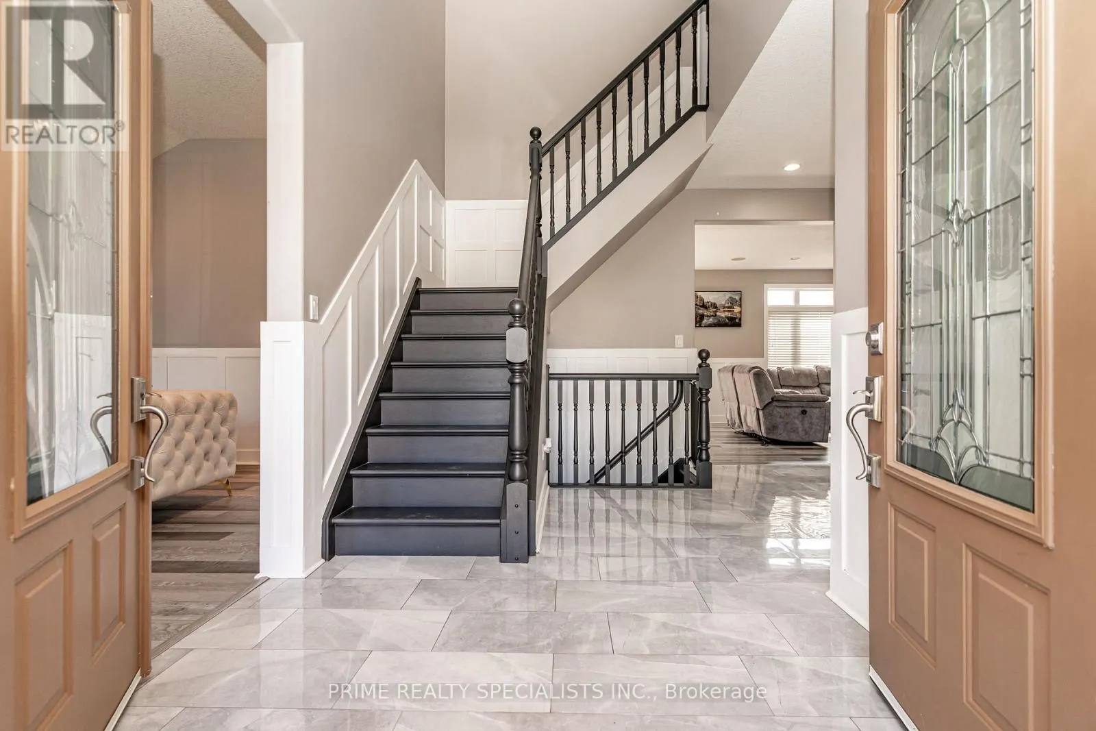 544 LAKEVIEW DRIVE