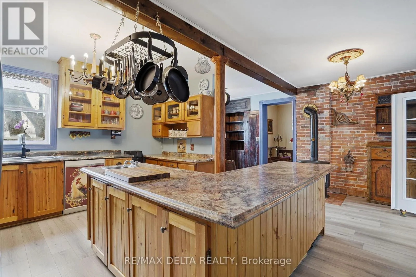 132 HIGH STREET