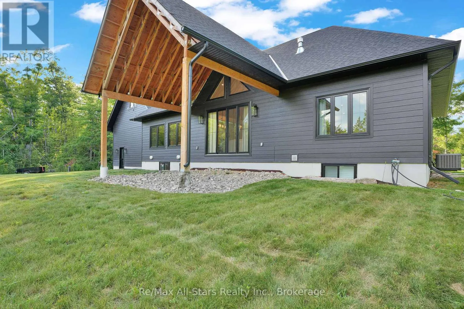 210 WHITE VALLEY ROAD