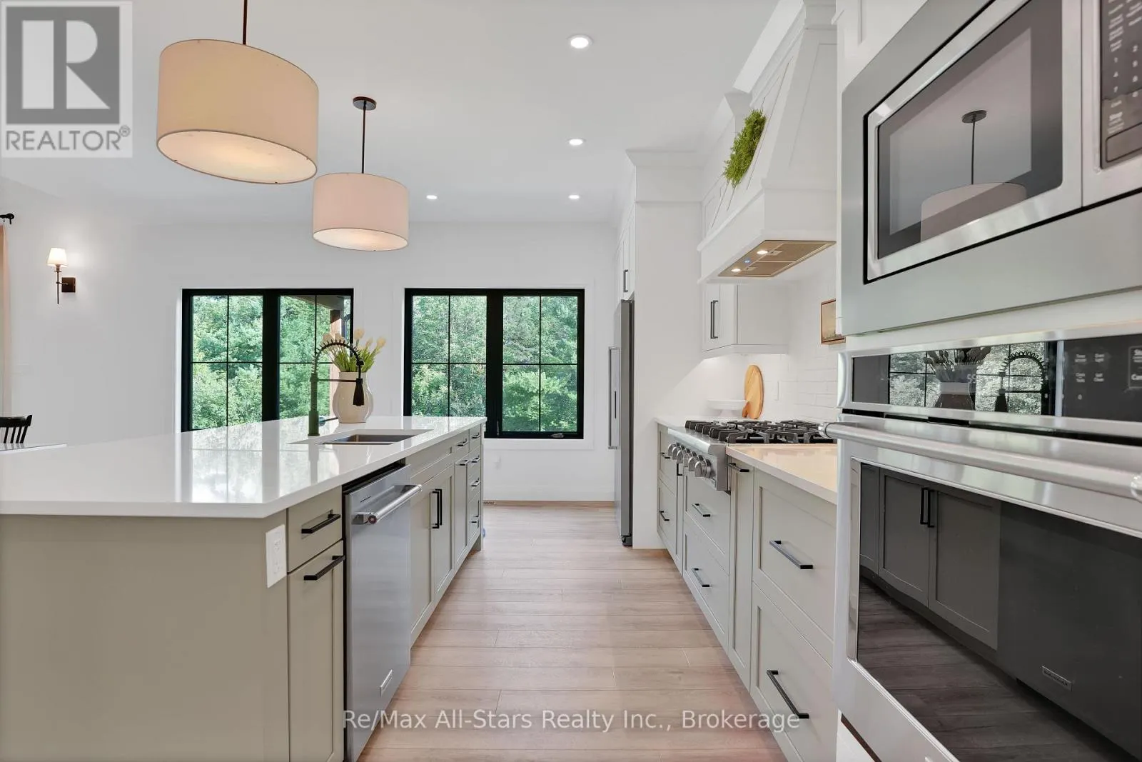210 WHITE VALLEY ROAD