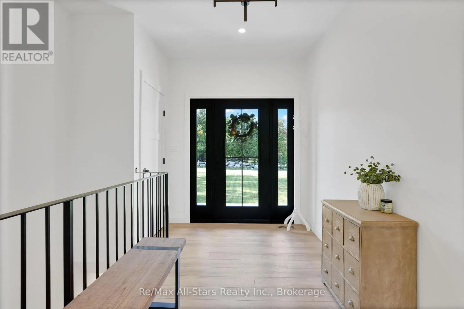210 WHITE VALLEY ROAD