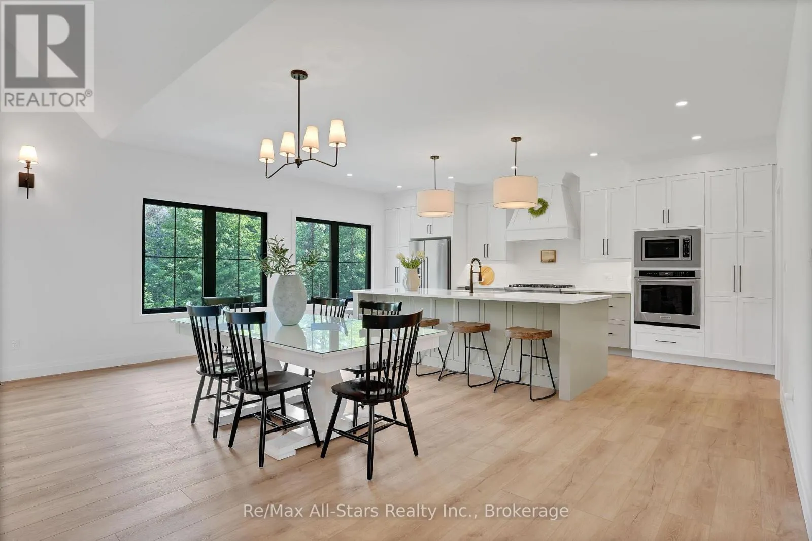 210 WHITE VALLEY ROAD