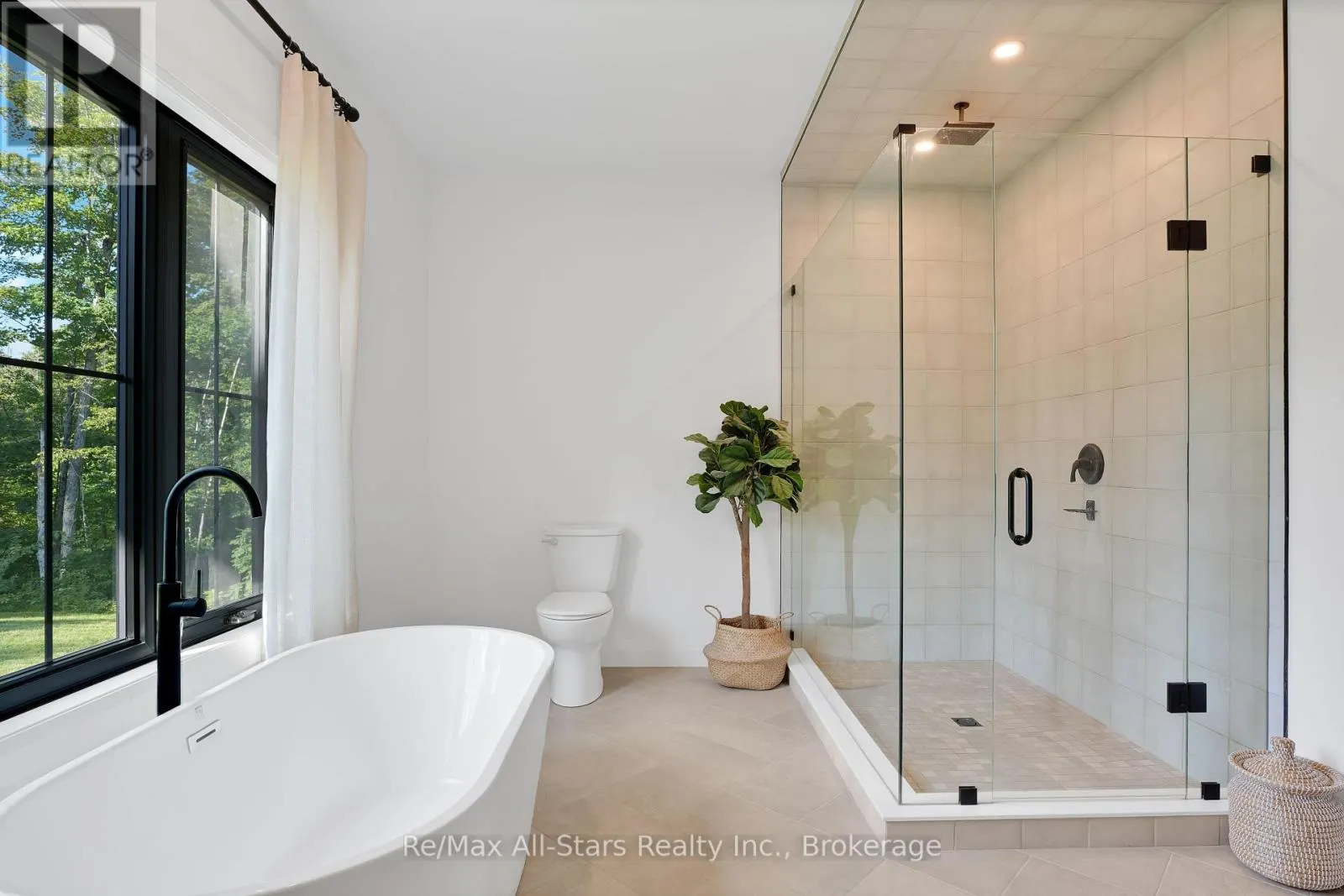210 WHITE VALLEY ROAD