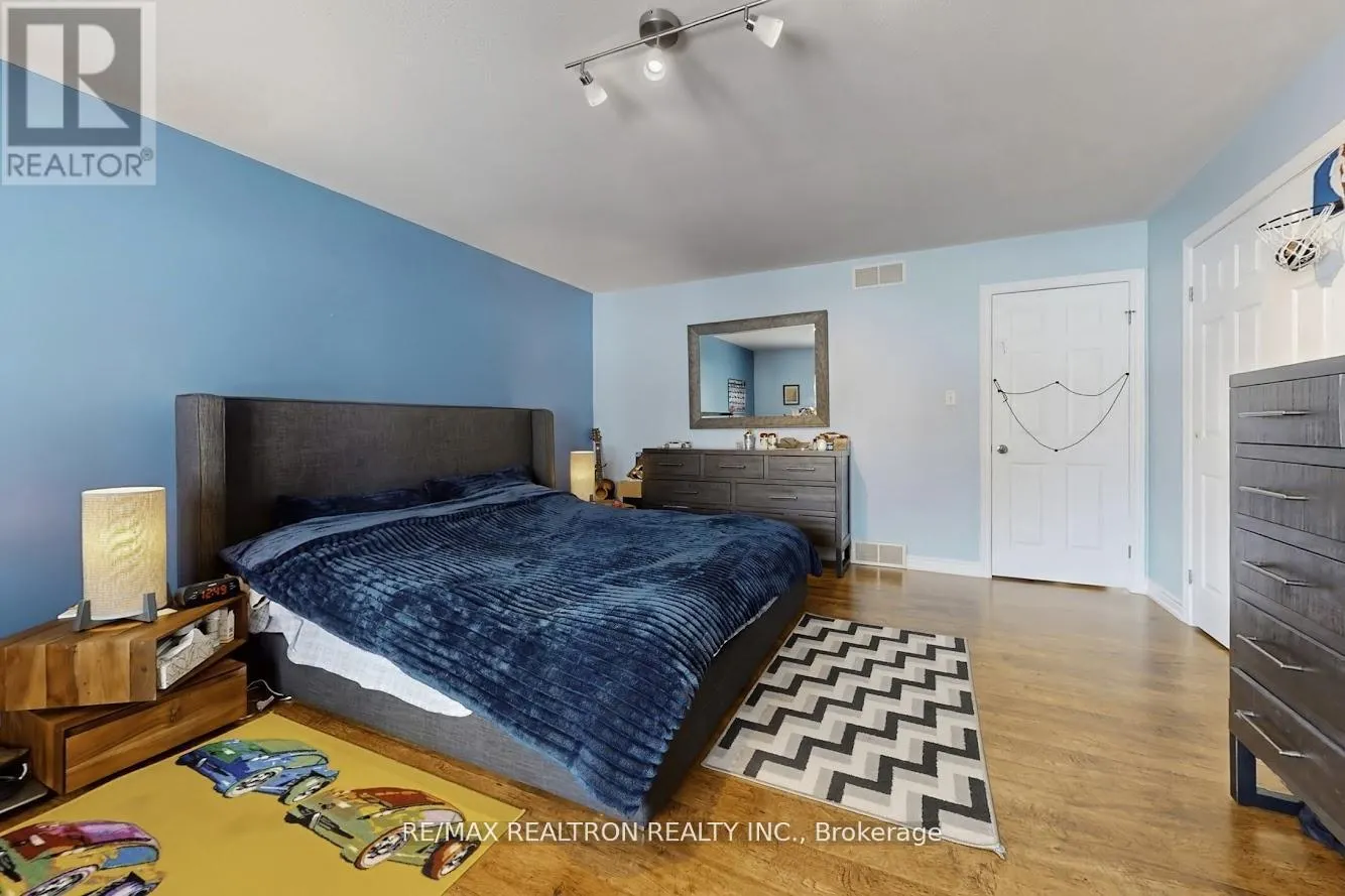 709 ROLAND ROAD