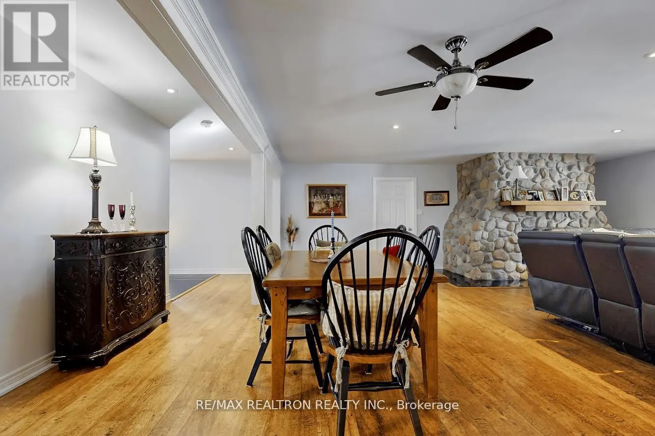 709 ROLAND ROAD