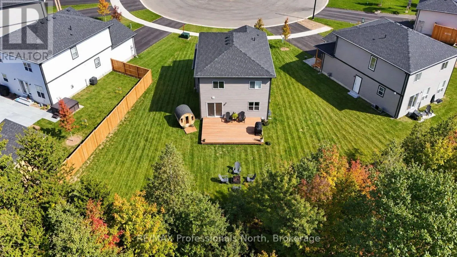 33 WHITEHORN PARK ROAD W