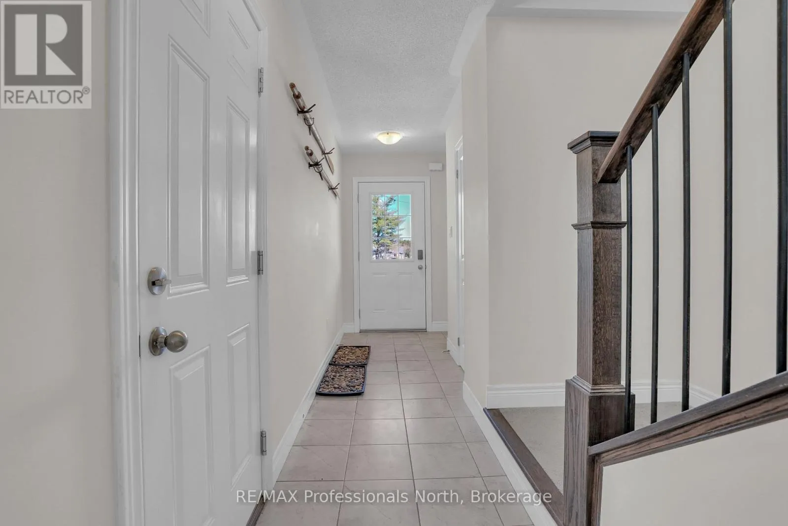 33 WHITEHORN PARK ROAD W