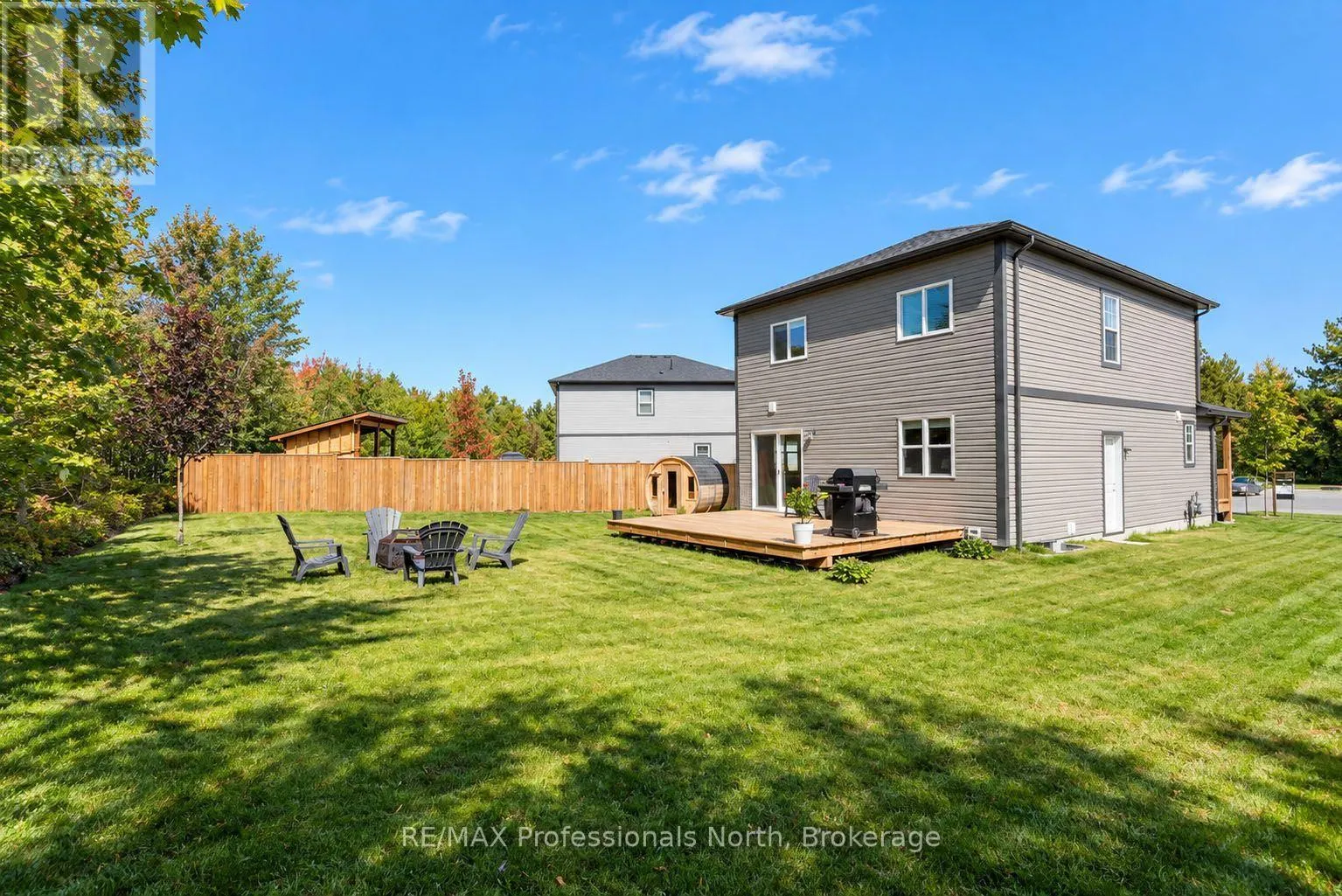33 WHITEHORN PARK ROAD W