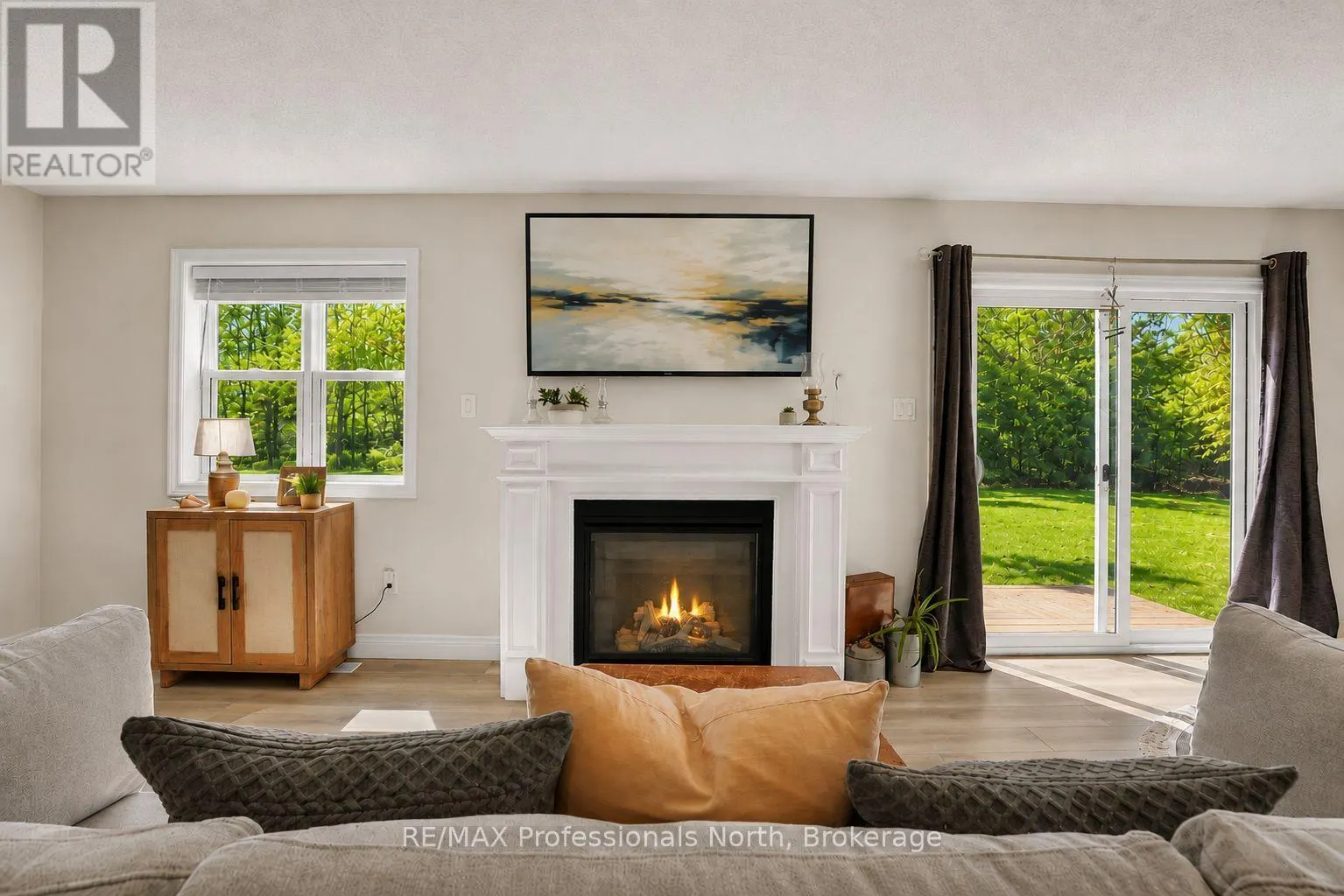 33 WHITEHORN PARK ROAD W