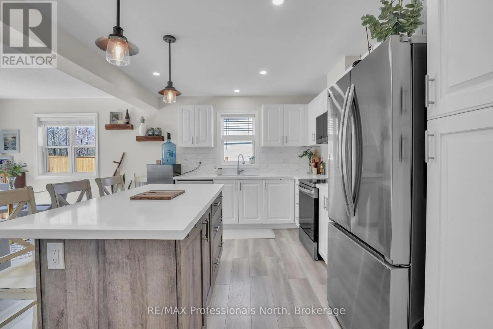 33 WHITEHORN PARK ROAD W