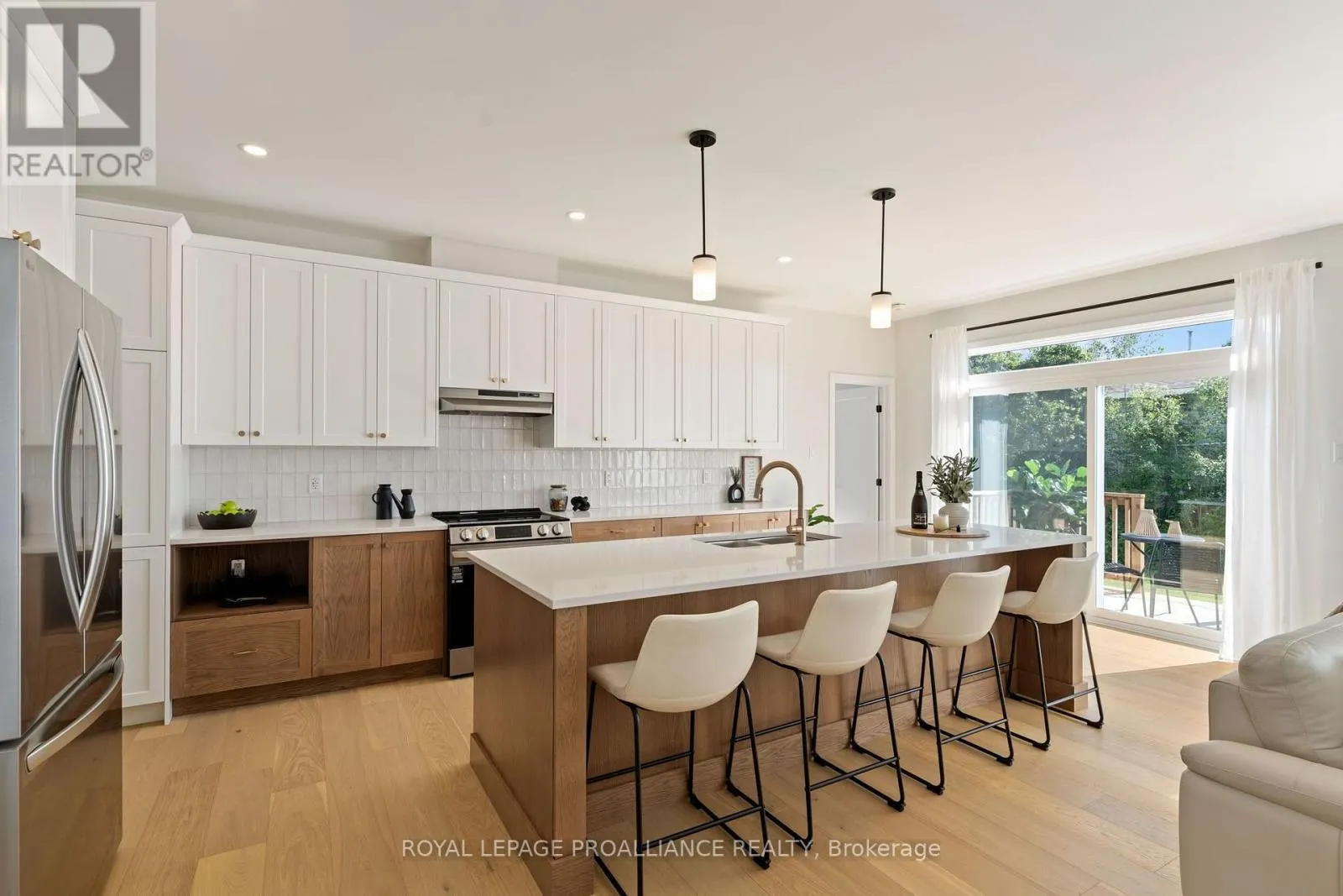1070 TURNER DRIVE