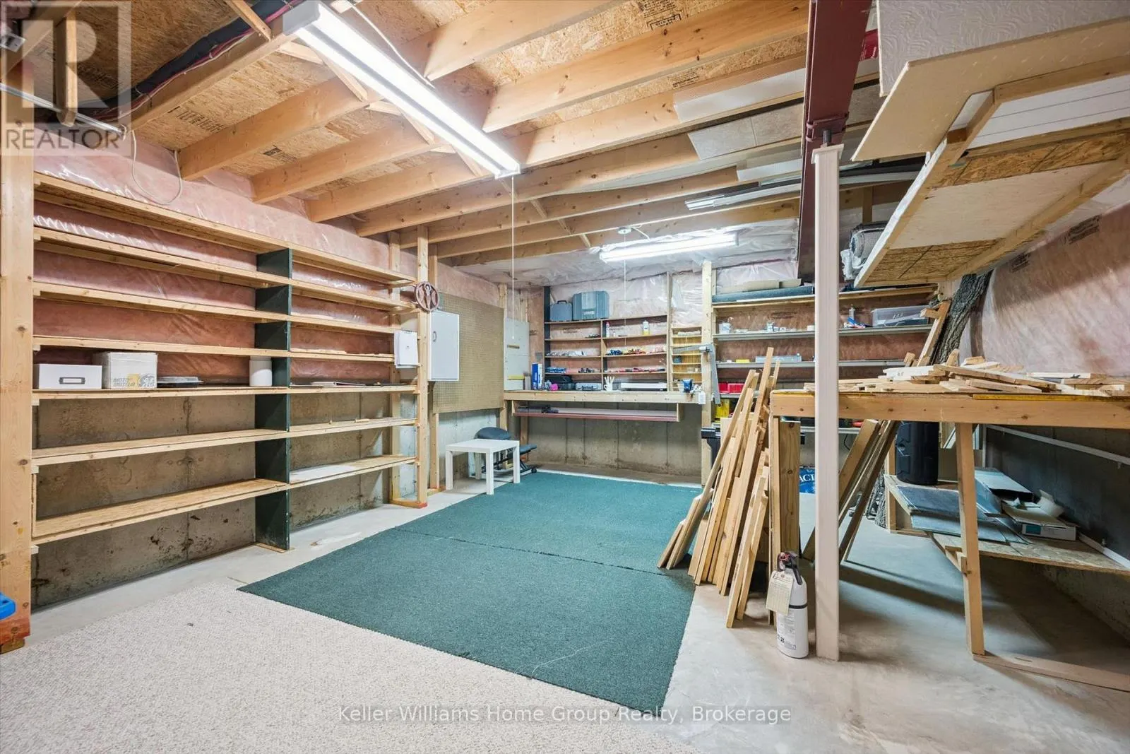 28 PEGLAR CRESCENT