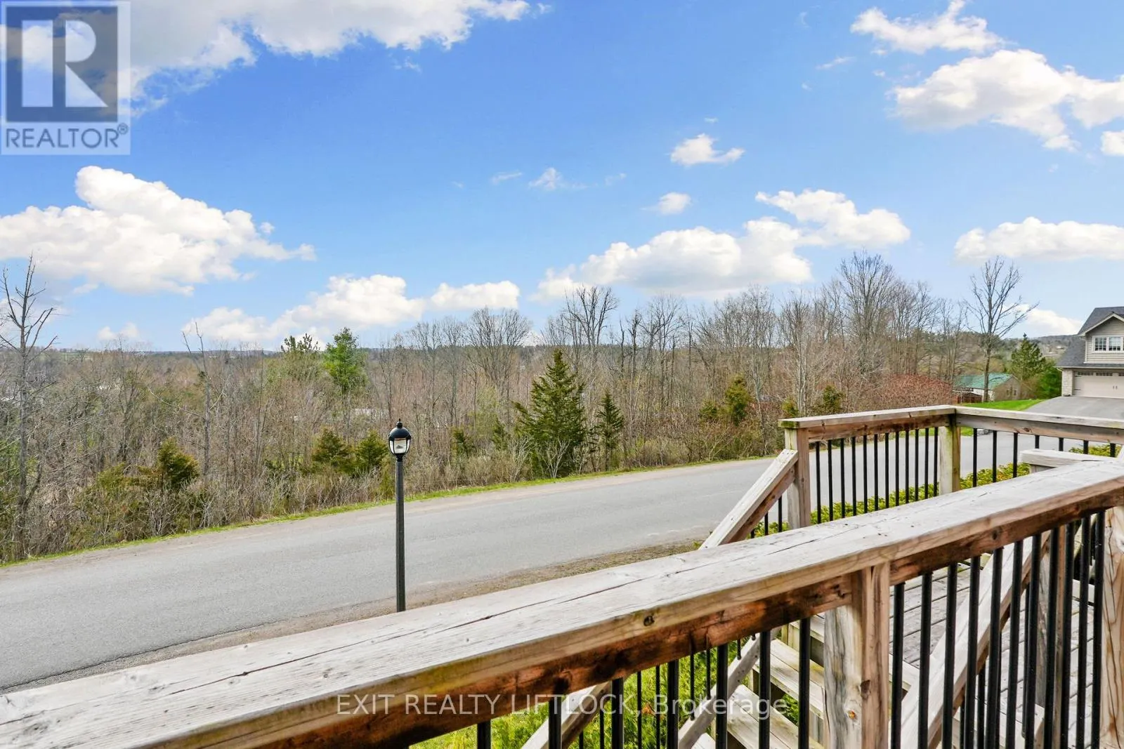 10 - 68 BLOSSOM COURT #10