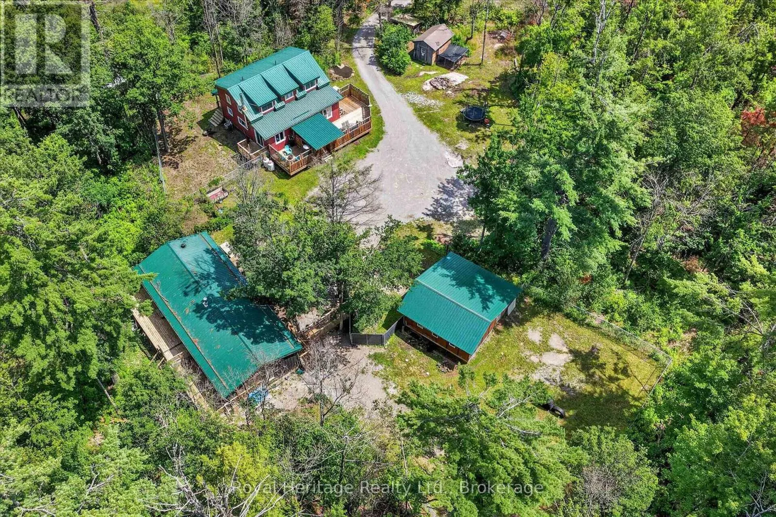 82 KENNEDY DRIVE