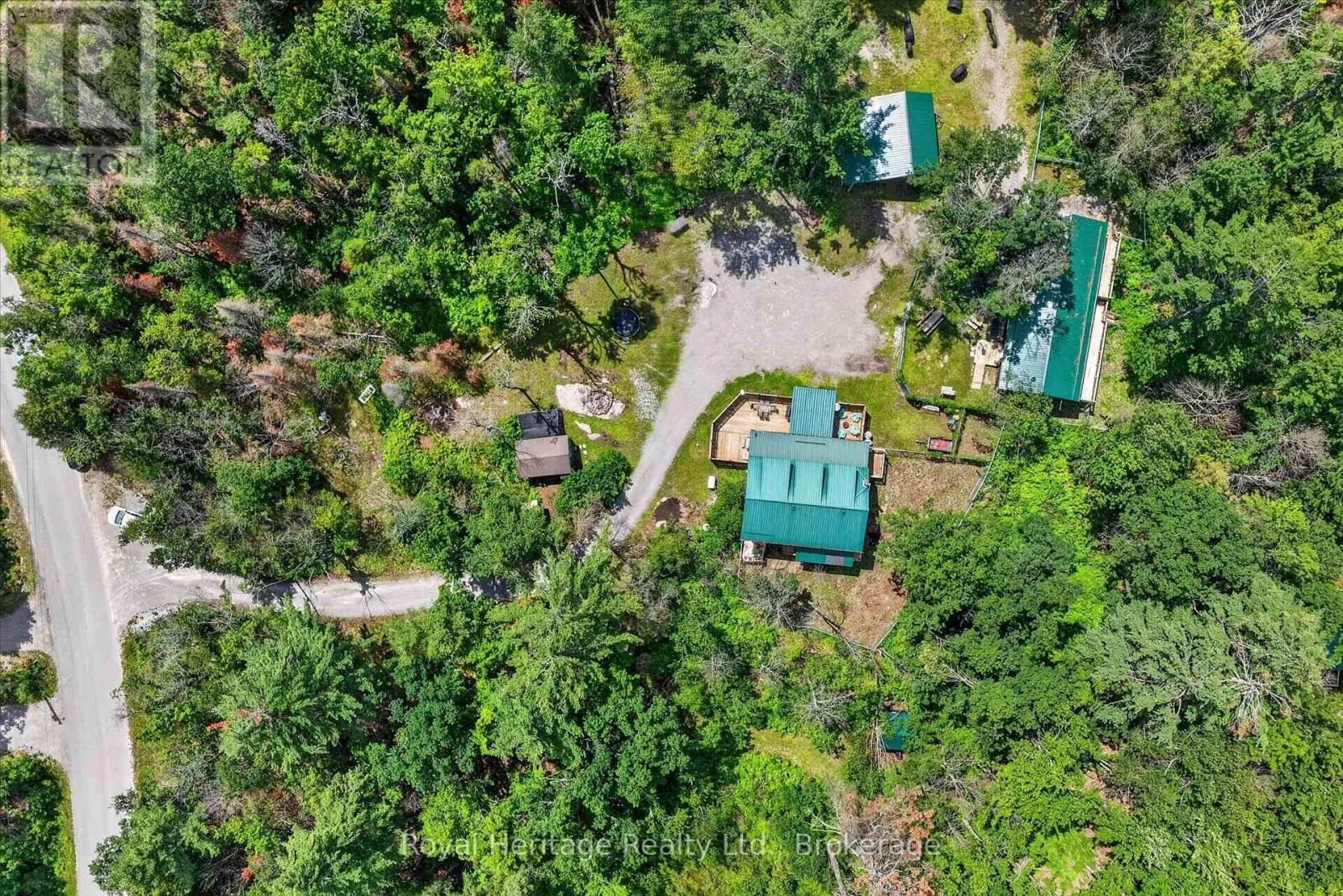 82 KENNEDY DRIVE