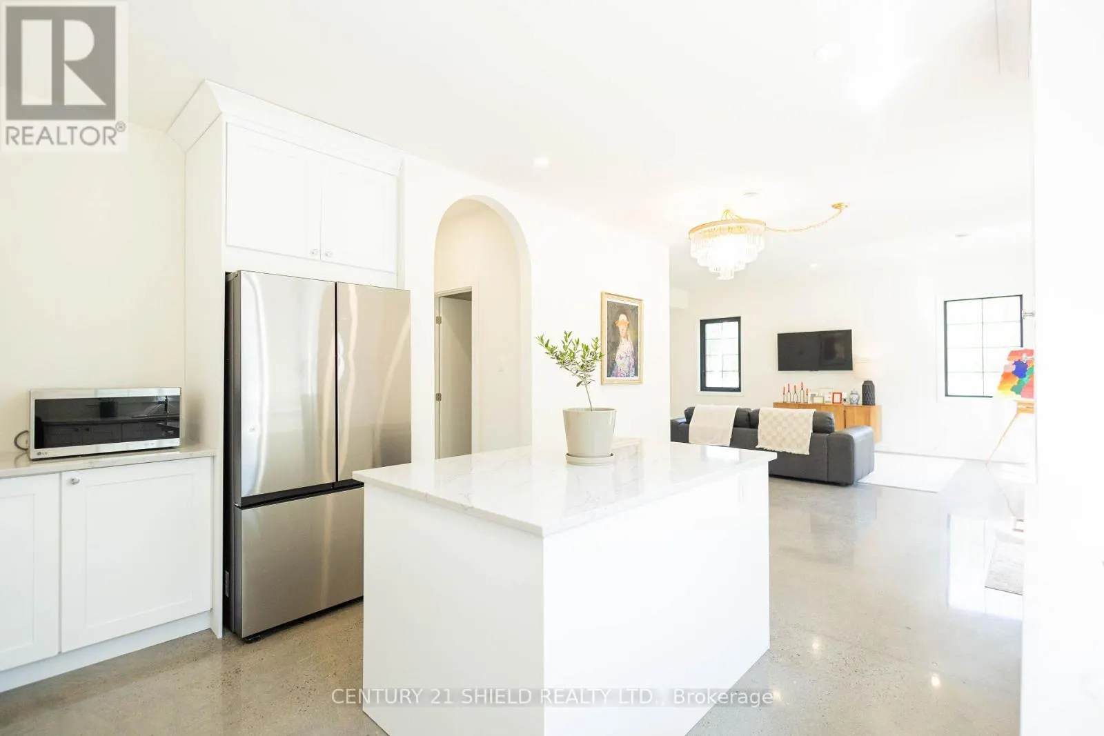 5153 ARCHER ROAD