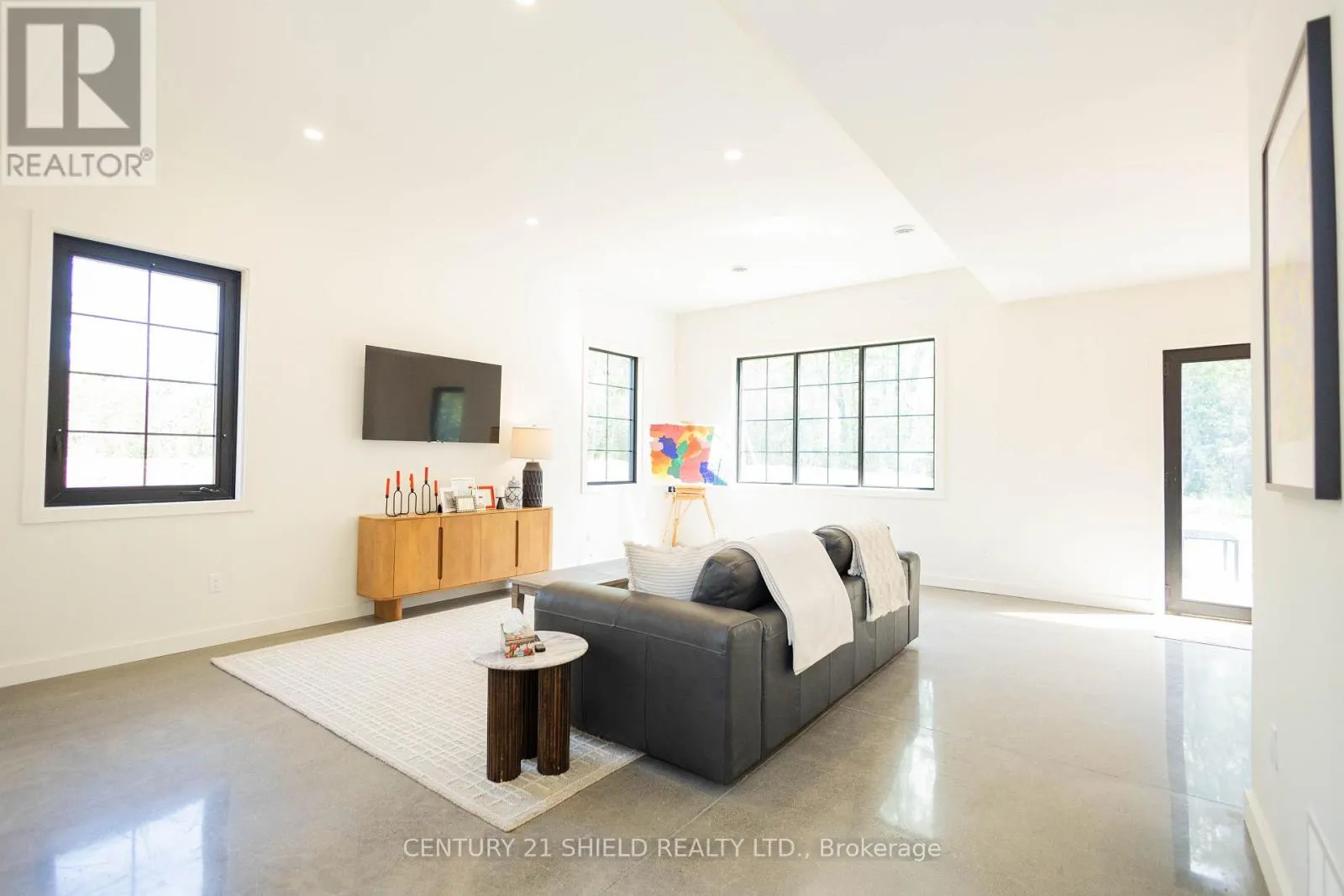 5153 ARCHER ROAD
