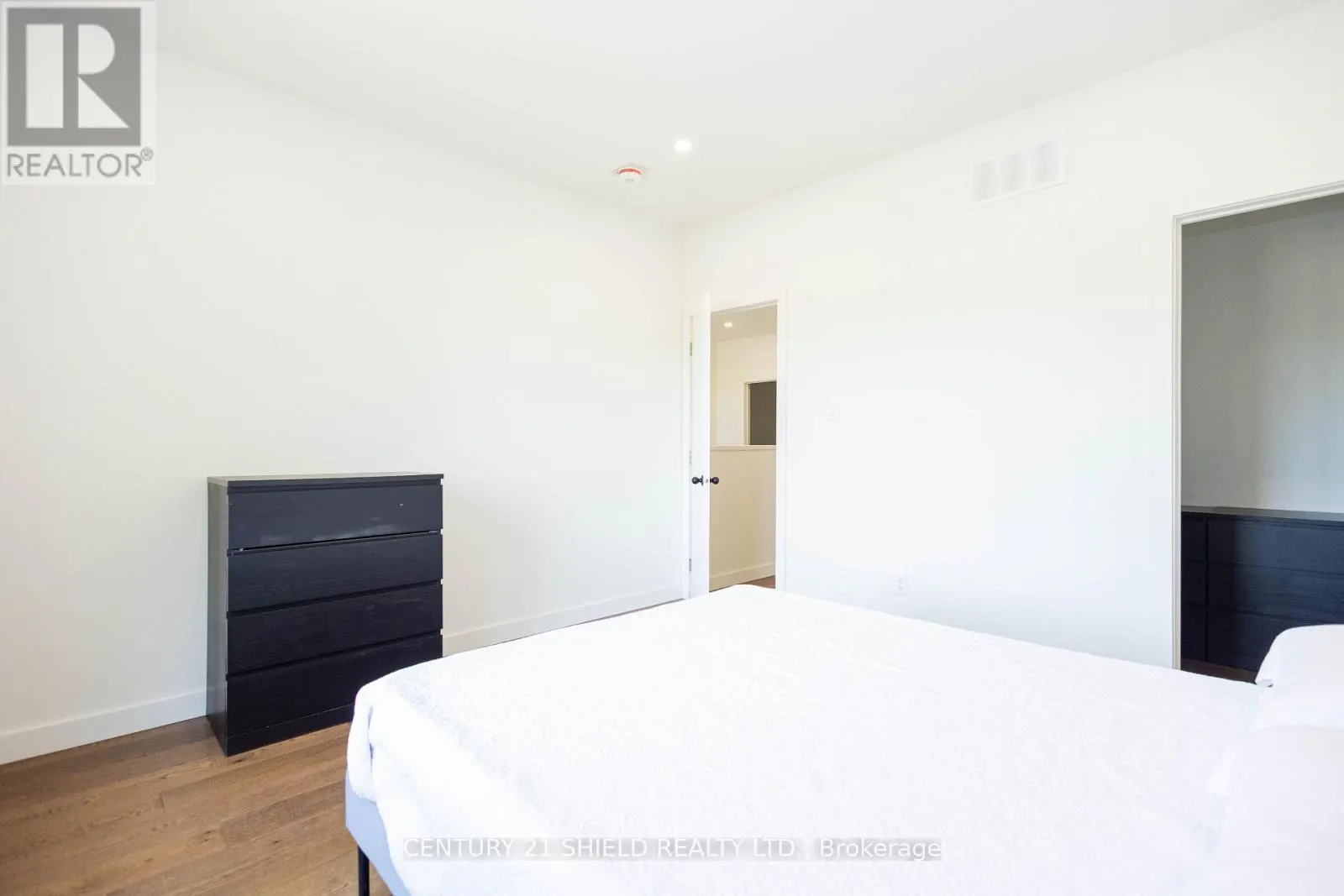 5153 ARCHER ROAD