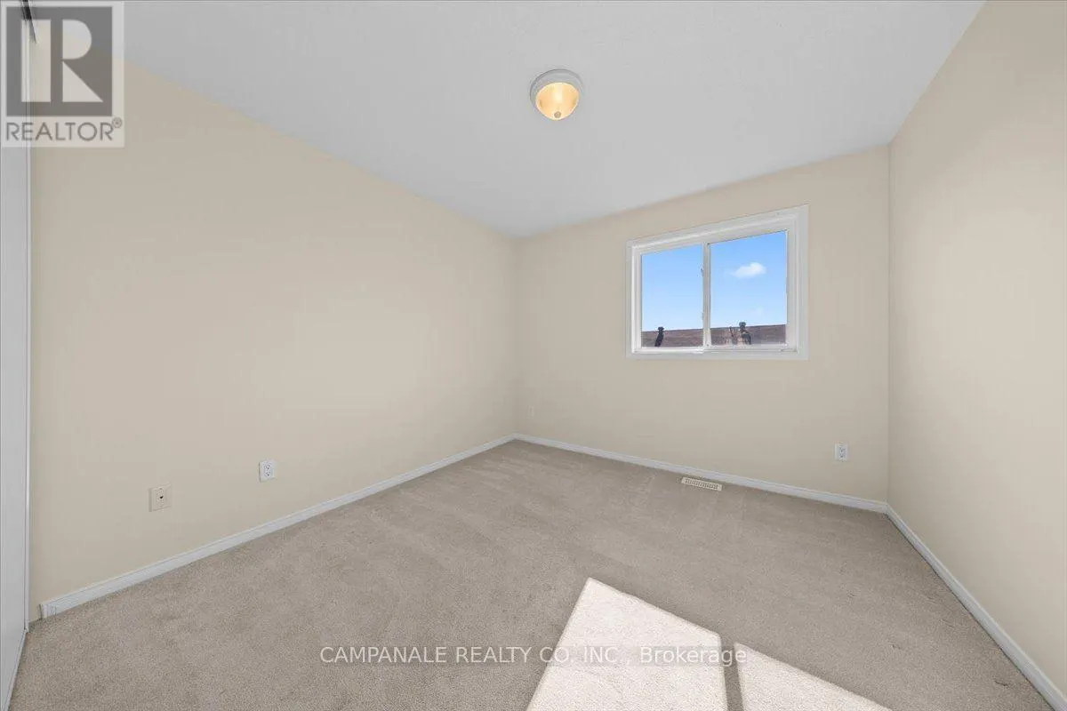 104 WOLFF CRESCENT