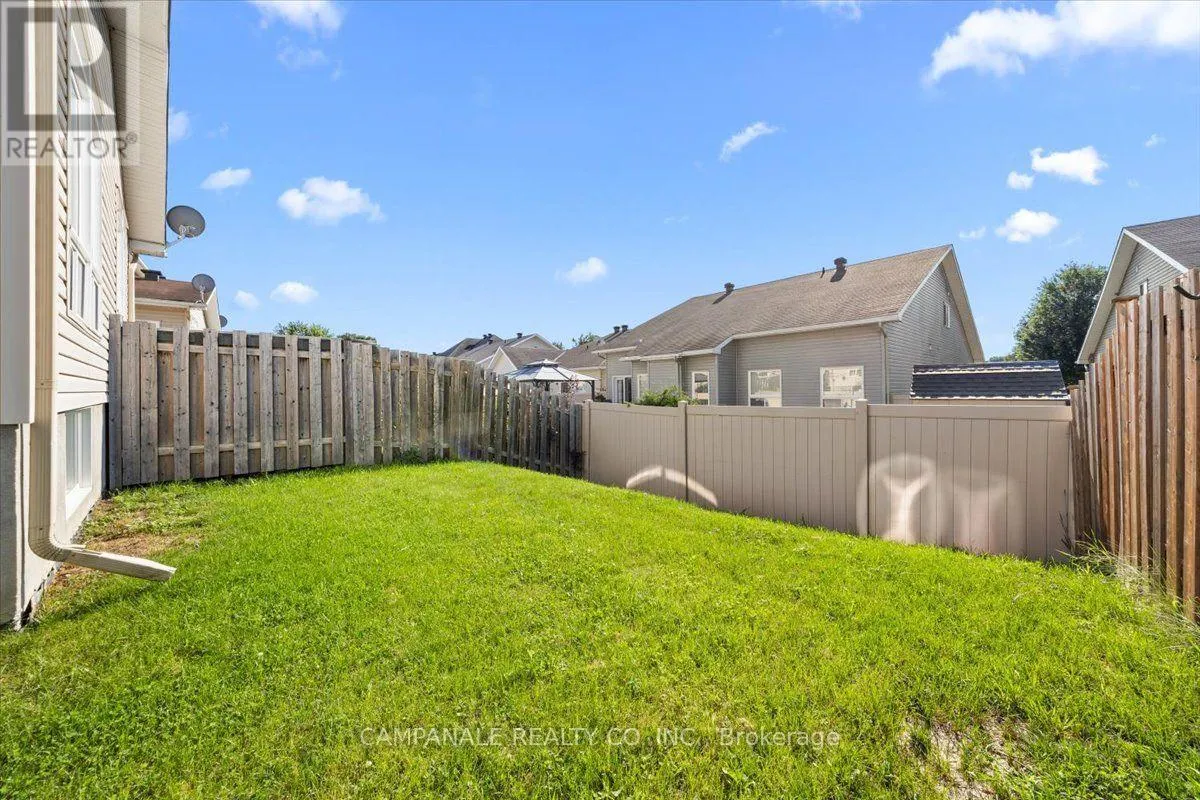 104 WOLFF CRESCENT