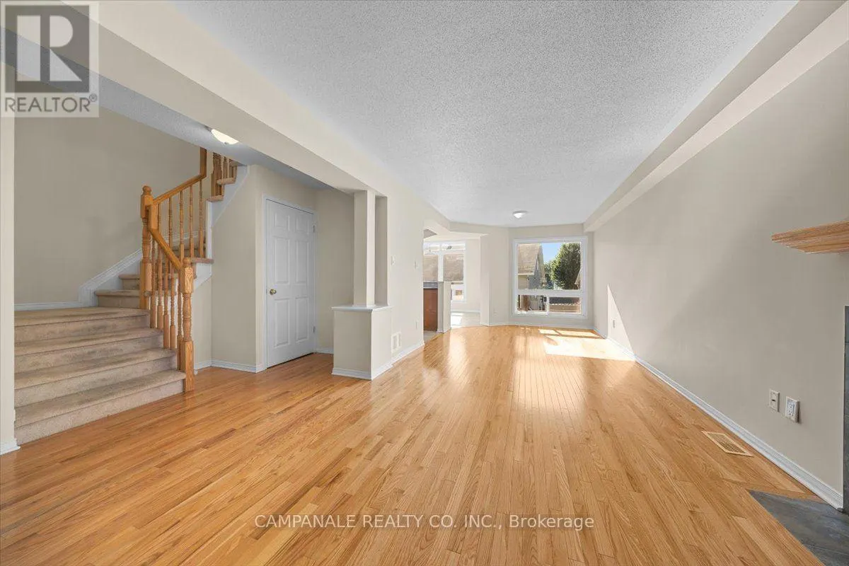 104 WOLFF CRESCENT