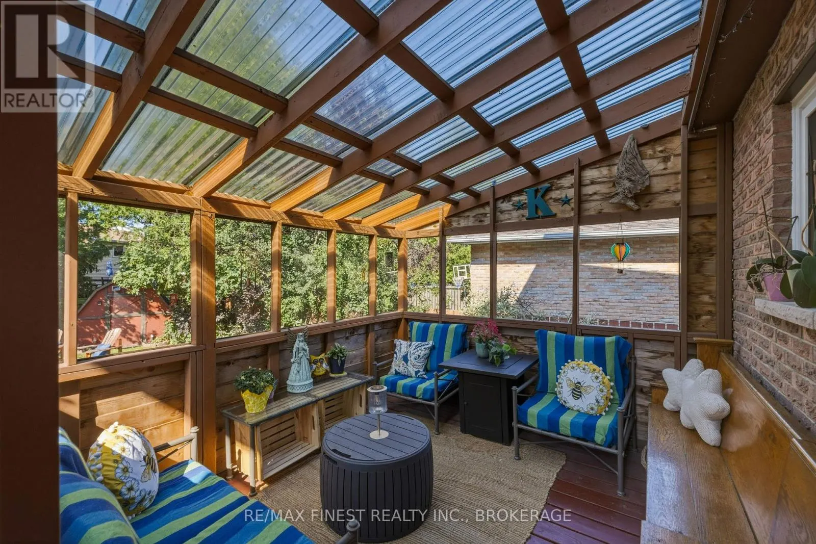 780 CEDARWOOD DRIVE