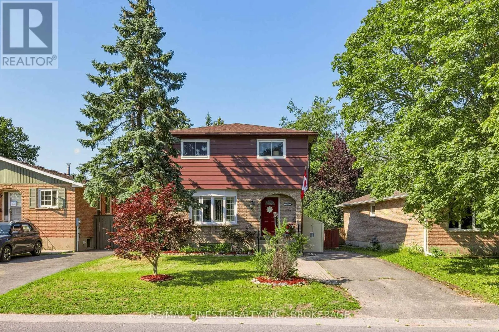 780 CEDARWOOD DRIVE