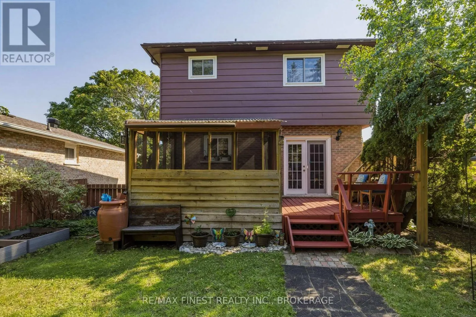 780 CEDARWOOD DRIVE